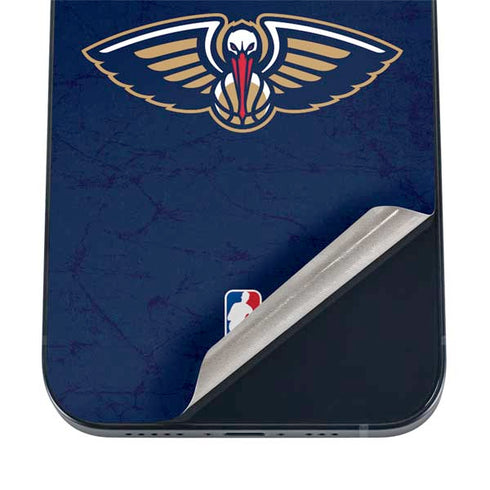 NBA New Orleans Pelicans Distressed iPhone 17 Pro Skin